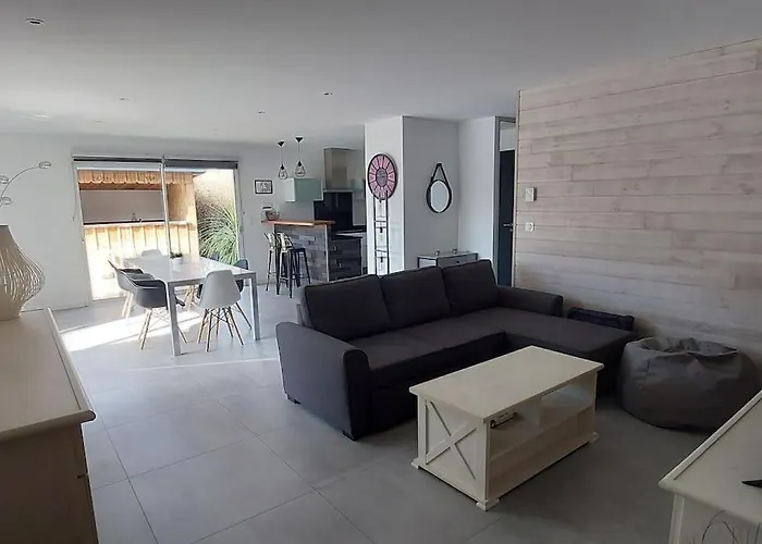 Ocean, Environnement Calme Avec Piscine Chauffee 10 Min De L'ocean 르 포르게